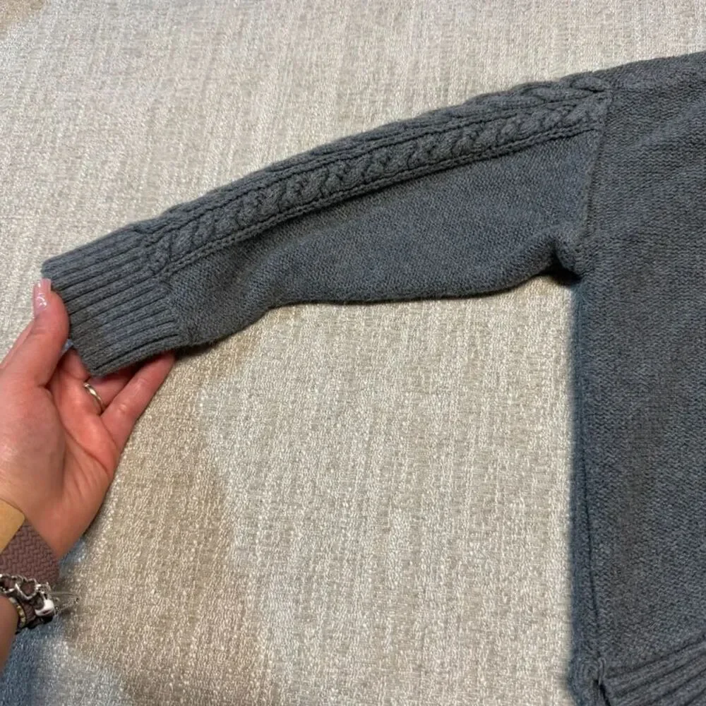 Gap  4T / 4 Boys Girls Unisex Gray Knit Sweater